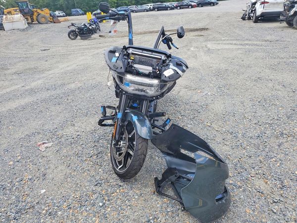 2025 HARLEY-DAVIDSON FL
