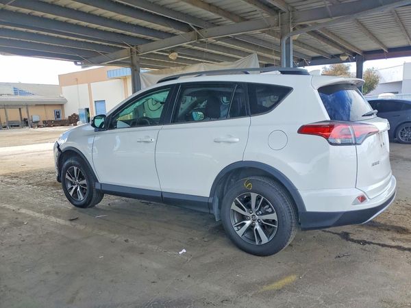 2018 TOYOTA RAV4 Adventure/XLE