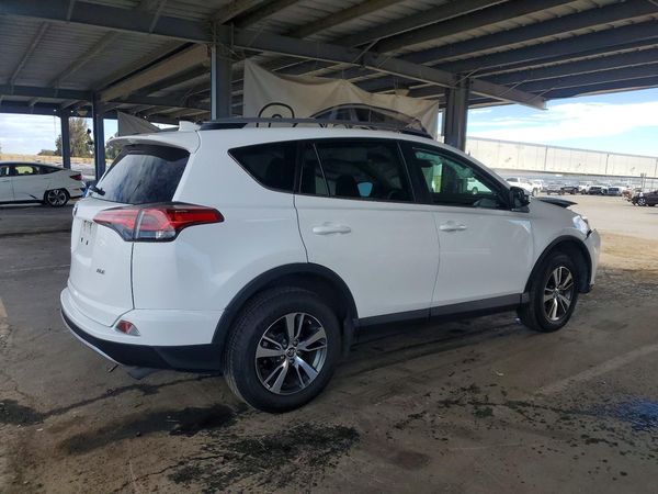2018 TOYOTA RAV4 Adventure/XLE