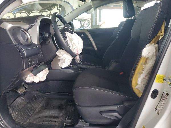 2018 TOYOTA RAV4 Adventure/XLE