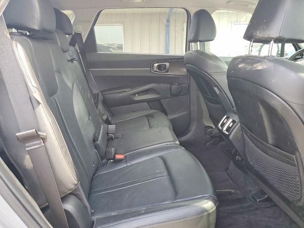 2024 KIA SORENTO S