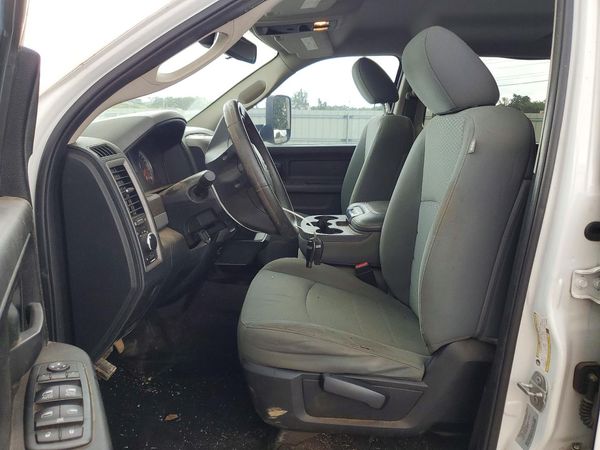 2016 RAM 2500 ST CREW CAB 4X4