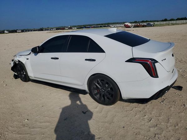 2022 CADILLAC CT4 Sport