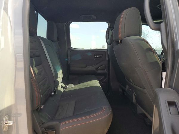 2024 NISSAN FRONTIER