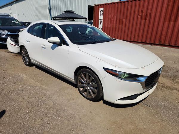 2019 MAZDA 3