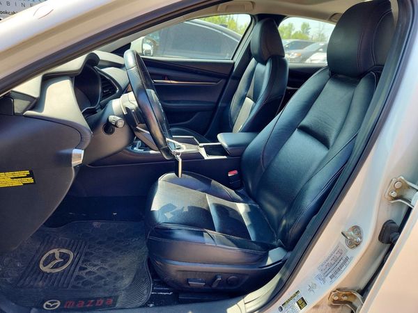 2019 MAZDA 3