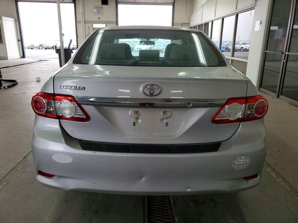 2013 TOYOTA COROLLA
