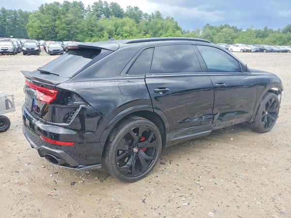2021 AUDI RS Q8 quattro