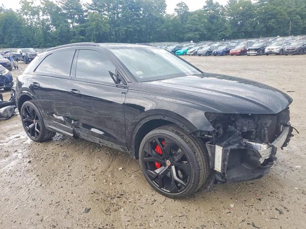 2021 AUDI RS Q8 quattro