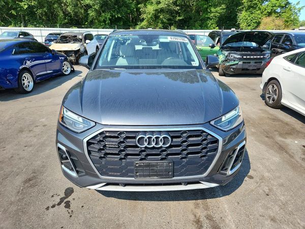 2022 AUDI Q5 S Line quattro Premium