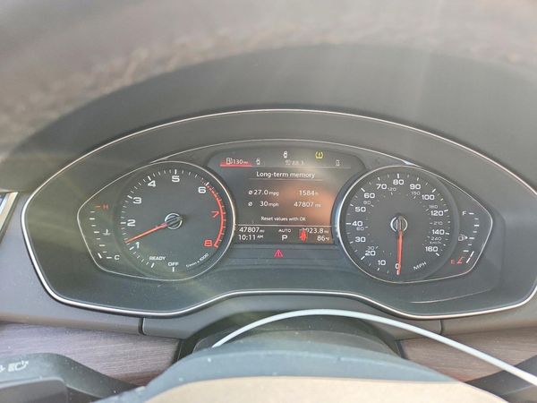 2022 AUDI Q5 S Line quattro Premium