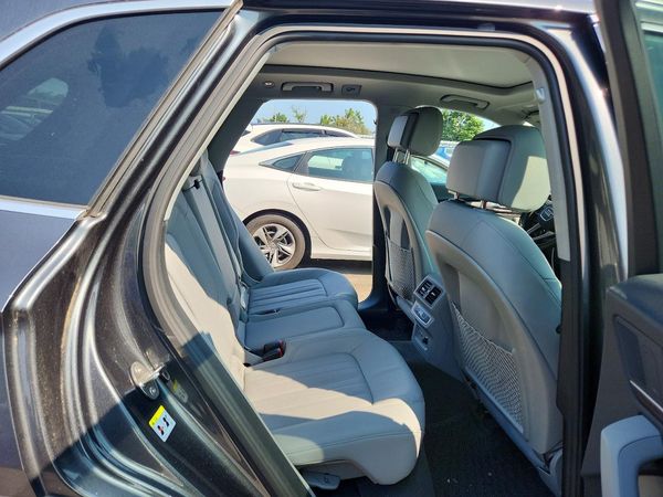 2022 AUDI Q5 S Line quattro Premium