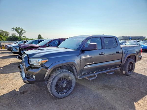 2019 TOYOTA TACOMA SR5