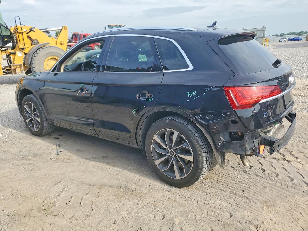 2021 AUDI Q5 quattro Premium Plus