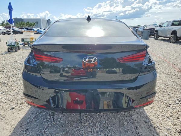 2020 HYUNDAI ELANTRA
