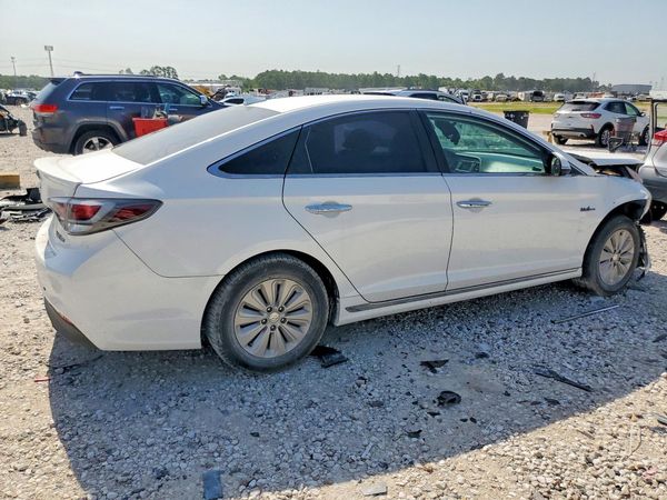 2016 HYUNDAI SONATA GL (Middle-Low)