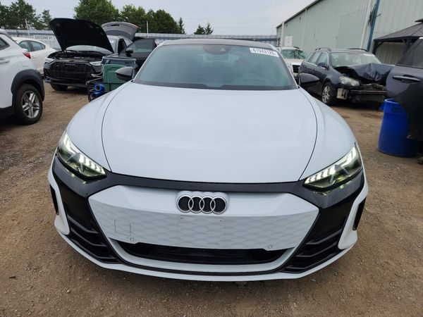 2023 AUDI E-TRON GT quattro Premium Plus
