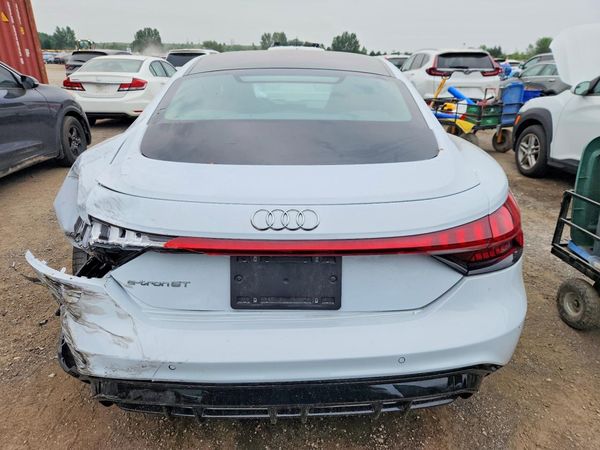 2023 AUDI E-TRON GT quattro Premium Plus