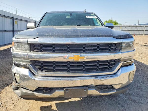 2017 CHEVROLET SILVERADO LTZ