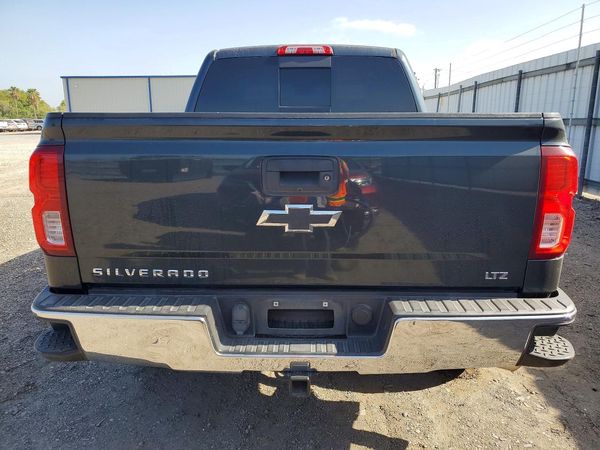 2017 CHEVROLET SILVERADO LTZ