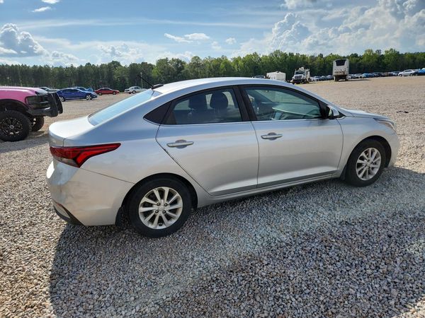 2020 HYUNDAI ACCENT SE and SEL