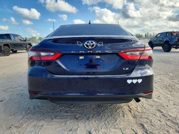 2022 TOYOTA CAMRY LE