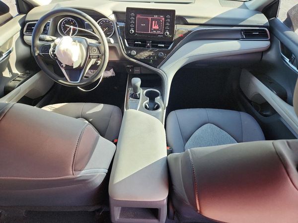 2022 TOYOTA CAMRY LE