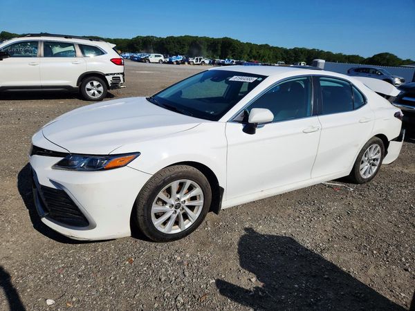 2022 TOYOTA CAMRY