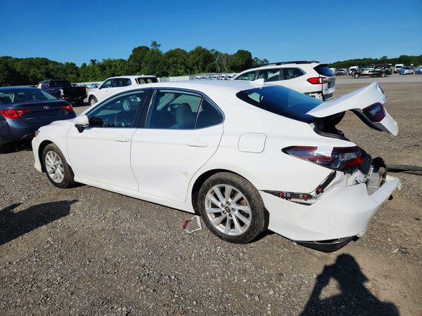 2022 TOYOTA CAMRY