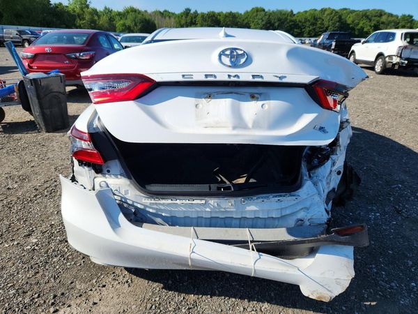 2022 TOYOTA CAMRY