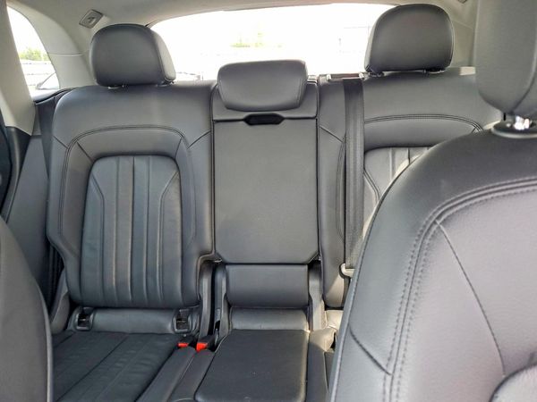 2018 AUDI Q5 quattro Premium
