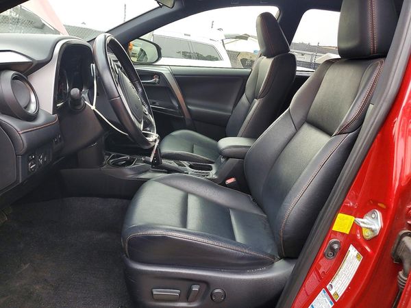2016 TOYOTA RAV4