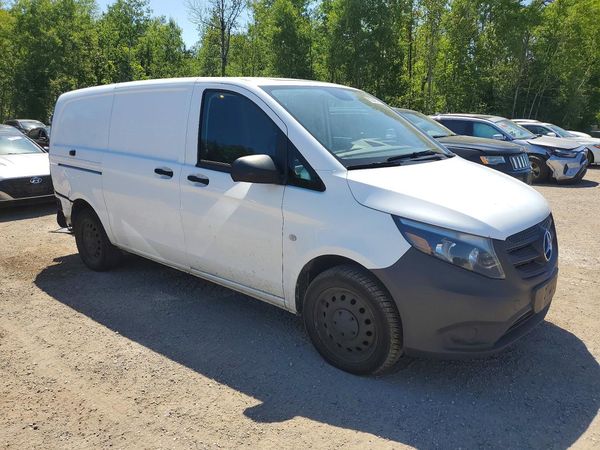2018 MERCEDES-BENZ METRIS