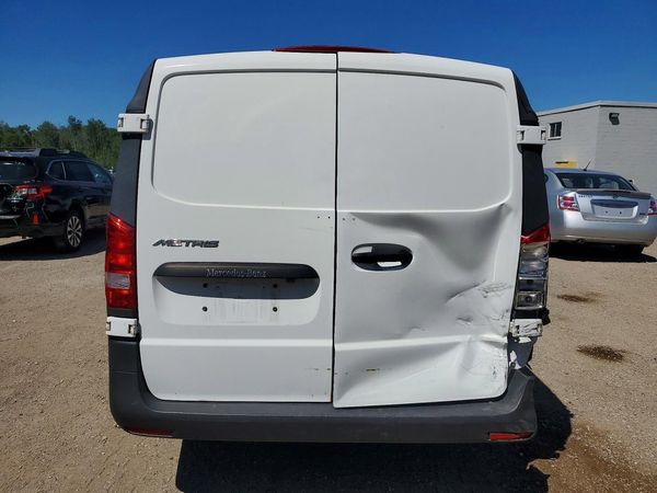 2018 MERCEDES-BENZ METRIS
