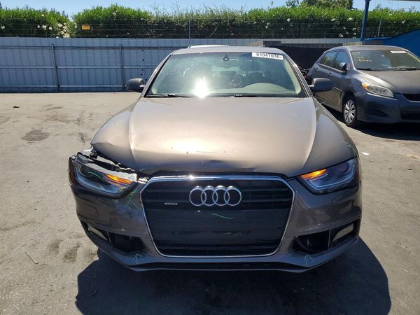 2015 AUDI A4 quattro Premium Plus