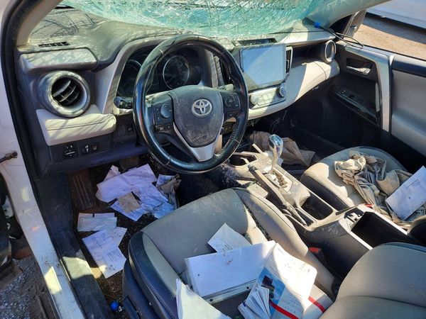 2017 TOYOTA RAV4 Ltd Hybrid — CKPT