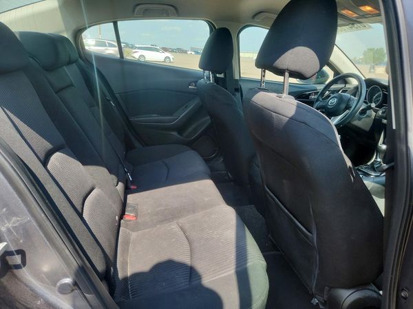 2015 MAZDA 3 Touring/GS