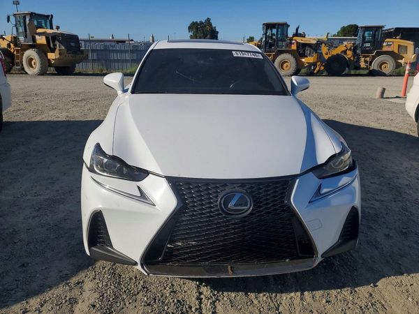 2018 LEXUS IS 300