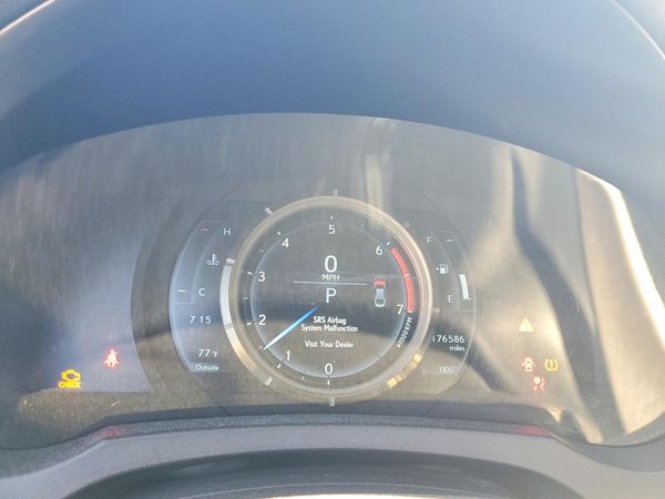 2018 LEXUS IS 300