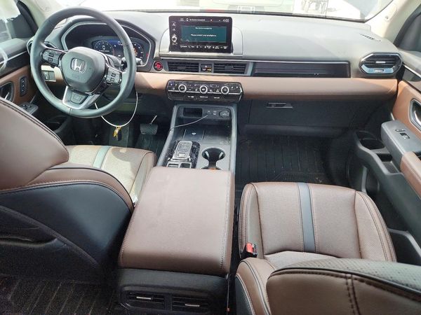 2025 HONDA PILOT ELITE, ELITE HPD
