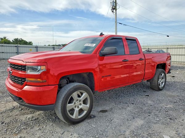 2019 CHEVROLET SILVERADO Custom — Front 3/4