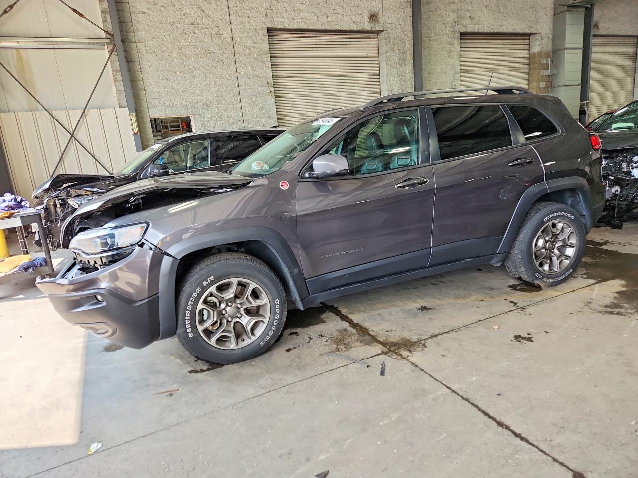 2021 JEEP CHEROKEE TRAILHAWK 4X4