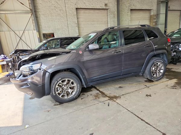 2021 JEEP CHEROKEE TRAILHAWK 4X4