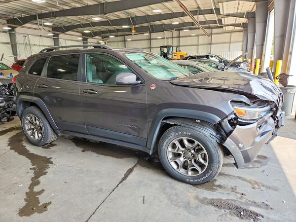 2021 JEEP CHEROKEE TRAILHAWK 4X4