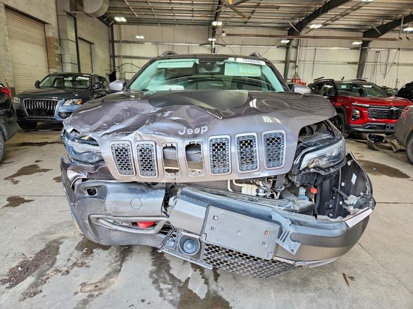 2021 JEEP CHEROKEE TRAILHAWK 4X4