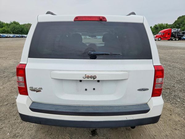 2015 JEEP PATRIOT Latitude