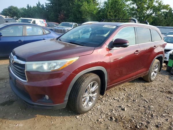 2015 TOYOTA HIGHLANDER — DSFA — Front 3/4