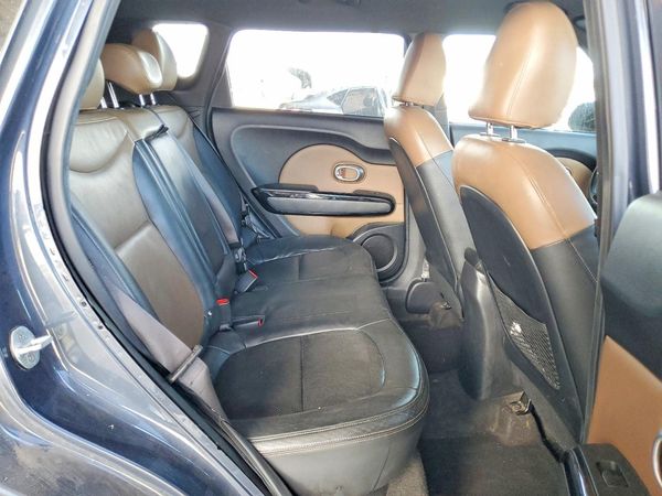 2016 KIA SOUL Exclaim