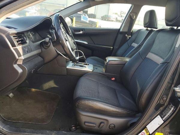 2014 TOYOTA CAMRY