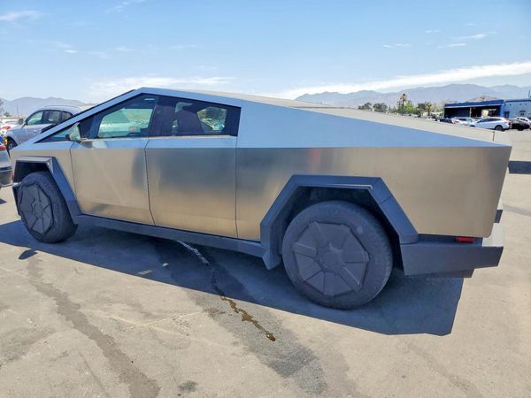2024 TESLA CYBERTRUCK